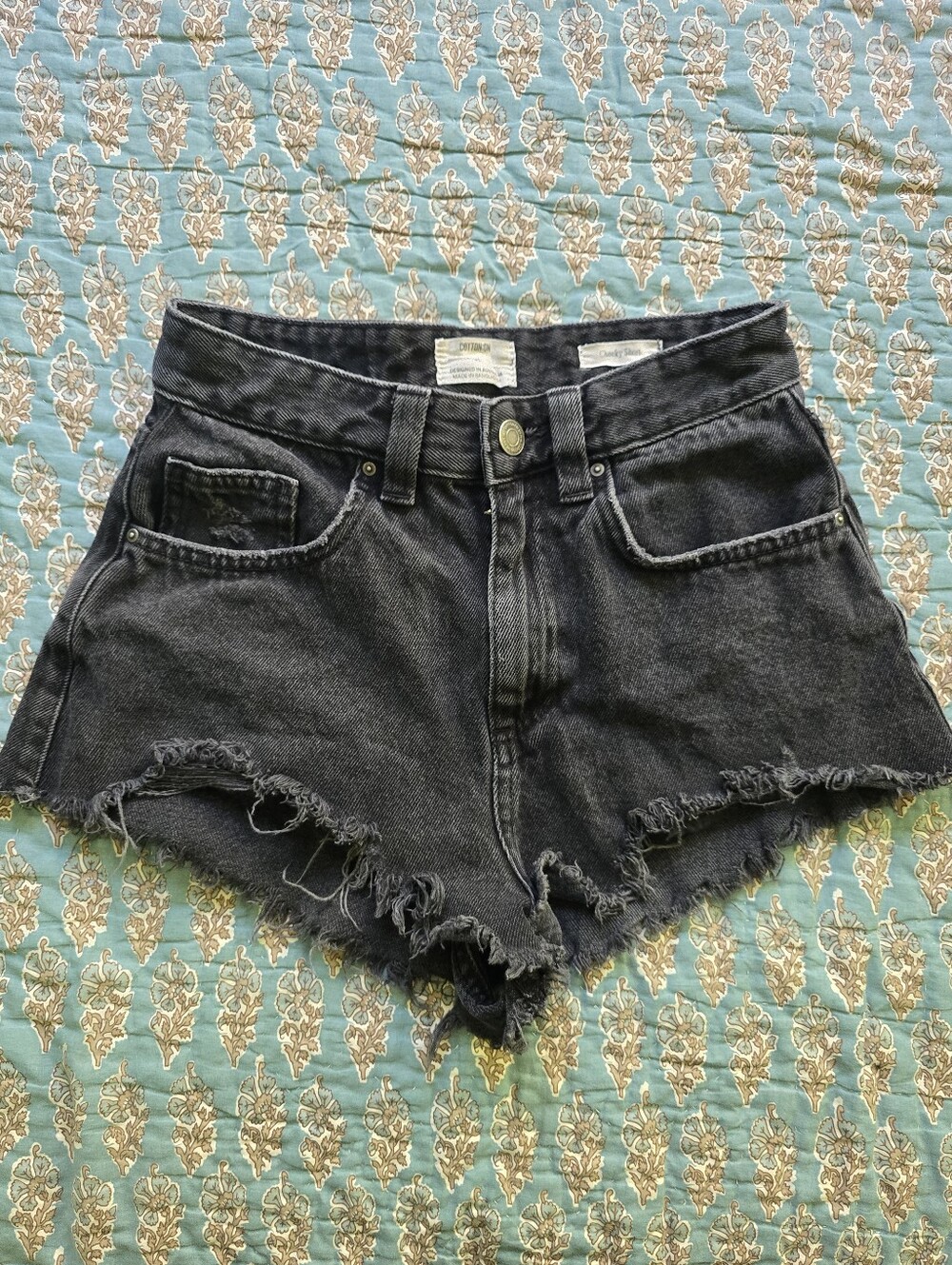 Cotton On Distressed Jean Cheeky Short Women’s Size 26 / 2